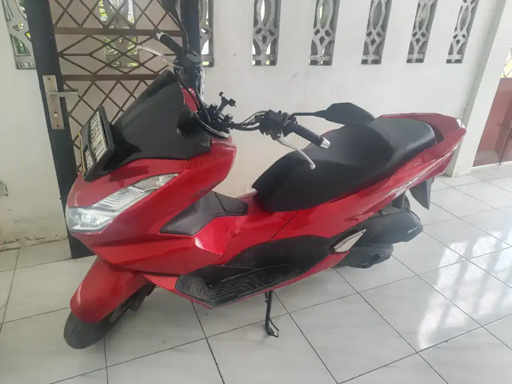 Honda Pcx 160 CBS 2023 Merah