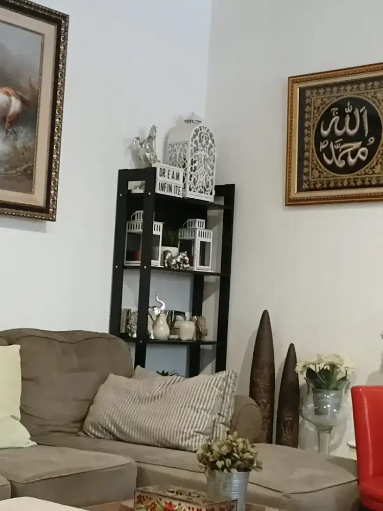 Rak buku ikea kondisi bagus
