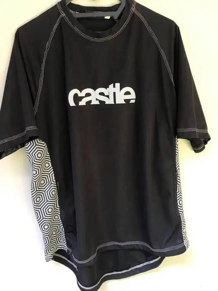 Jersey MTB Castle keren masih seperti baru