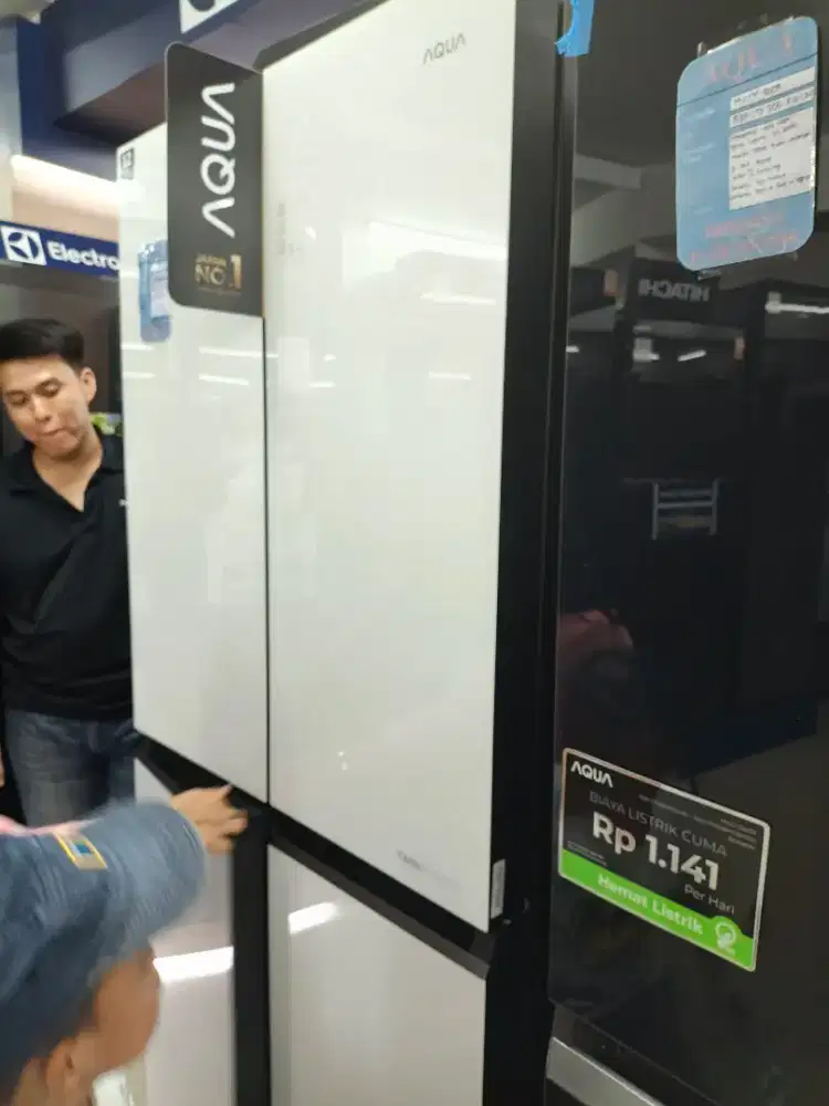 Kredit kulkas Aqua white 4 pintu tanpa dp