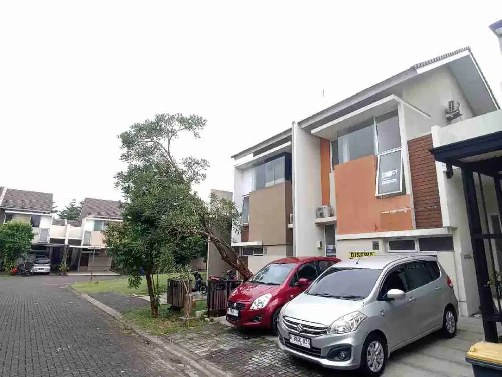 Disewakan Rumah Besar 2 lantai di BSD