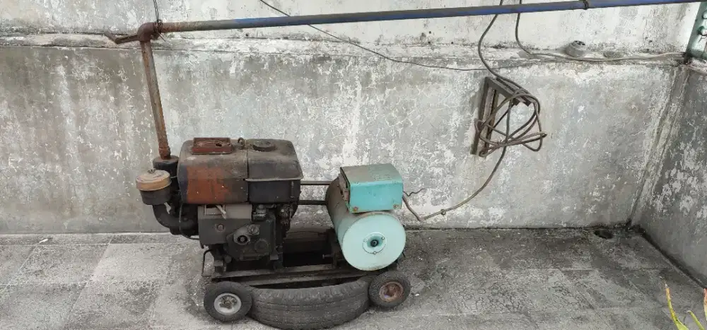 Mesin plus dinamo genset solar
