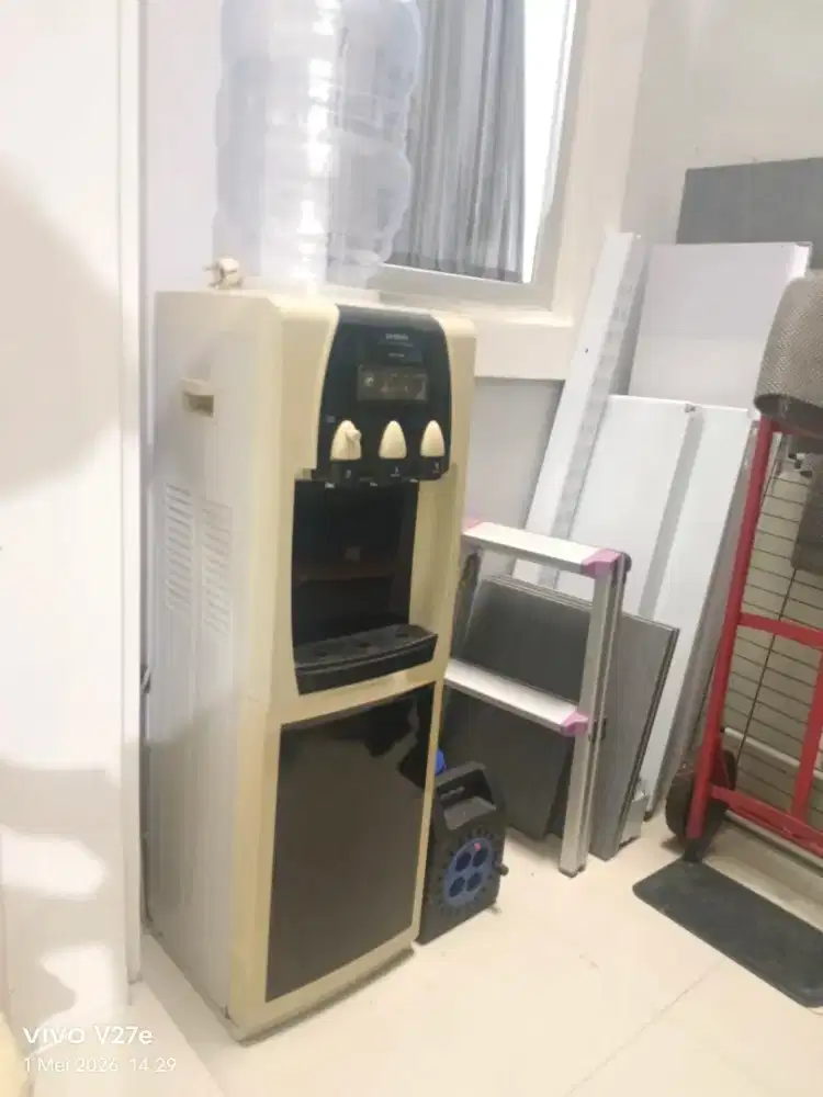 Dispenser Sanken