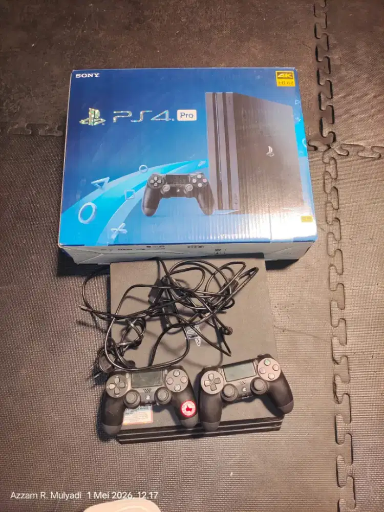 Playstasion 4 pro 1tb