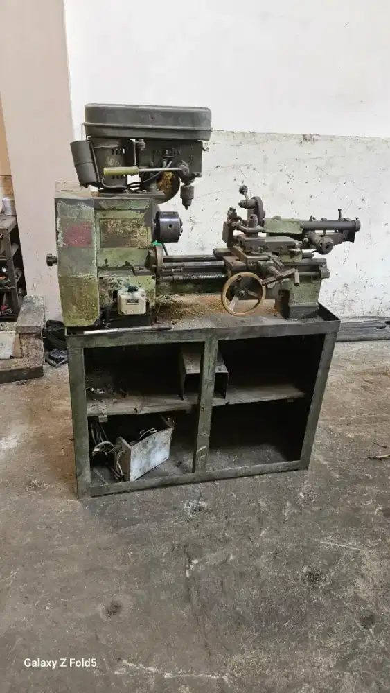 Dijual mesin bubut BV