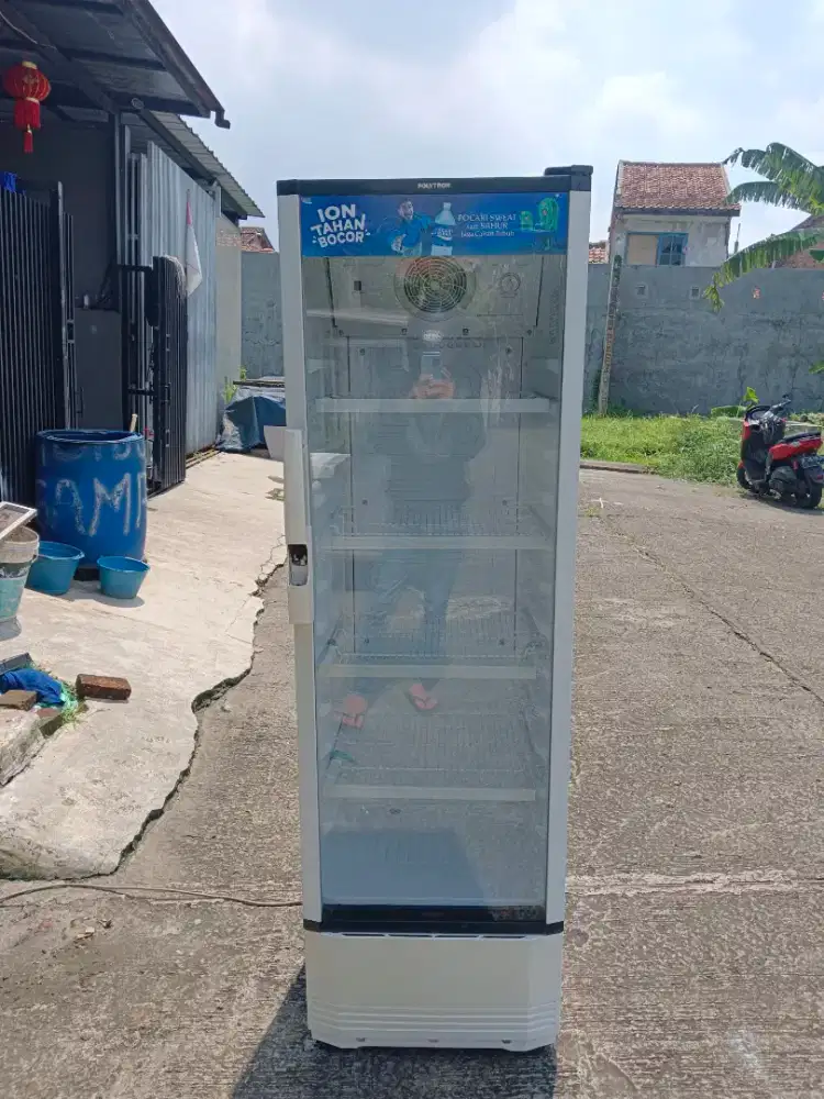 Showcase polytron normal, ukuran paling besar