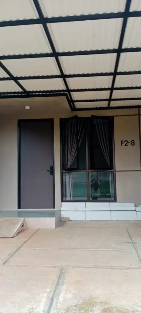 Rumah  di kontrakan free Wifi & IPL