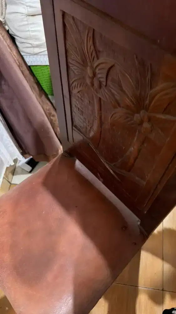 Meja Makan Kayu