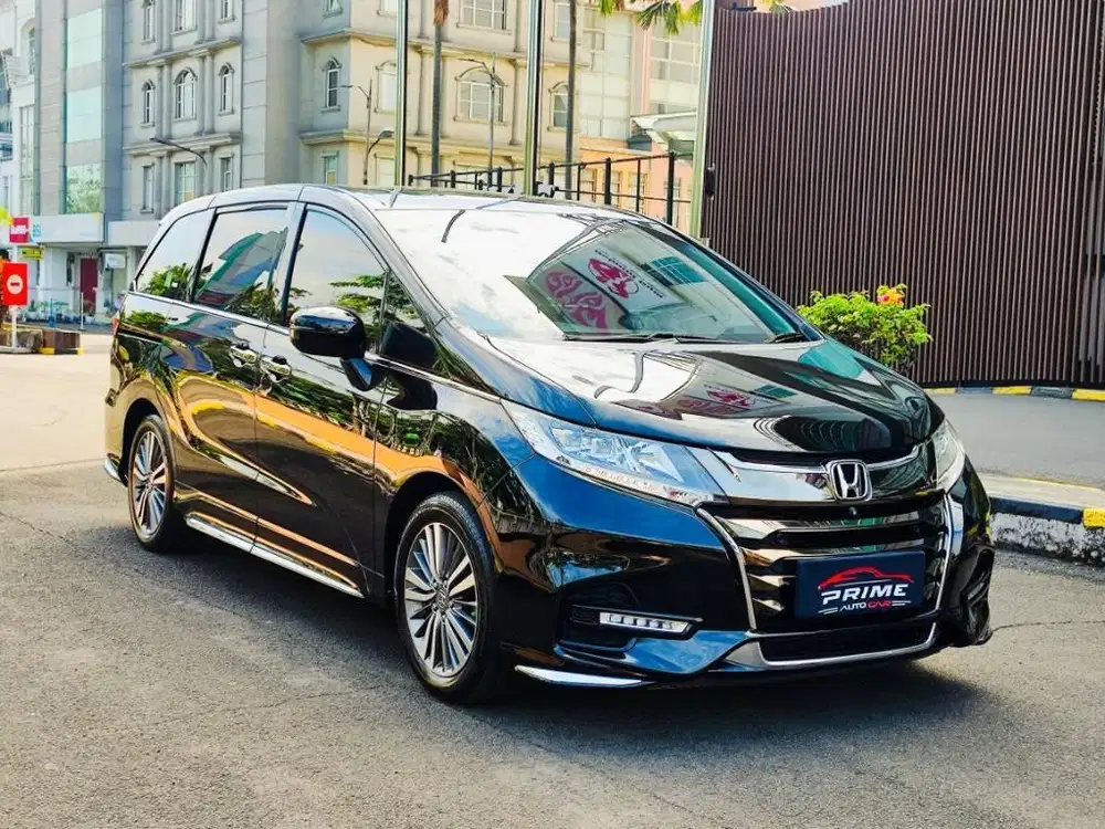DP 10 JT‼️LIKE NEW‼️Honda Odyssey Prestige Automatic 2019 - RAWATAN