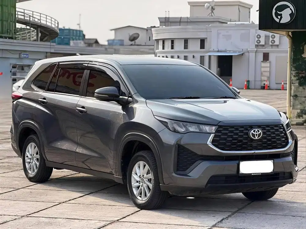 Innova Zenix 2.0 G AT 2024