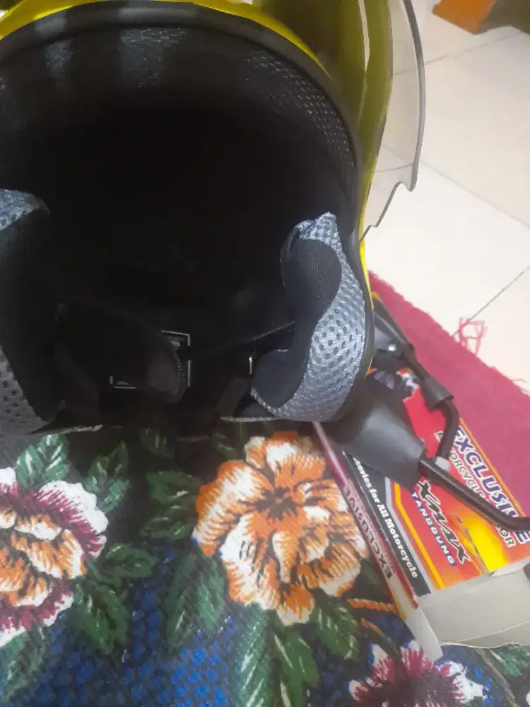 Jual helm dan spion Yamaha ukuran kecil