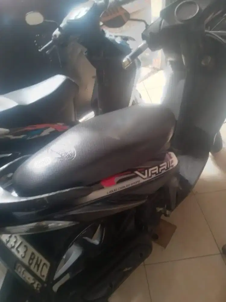 jual motor Vario 2012 surat' komplit