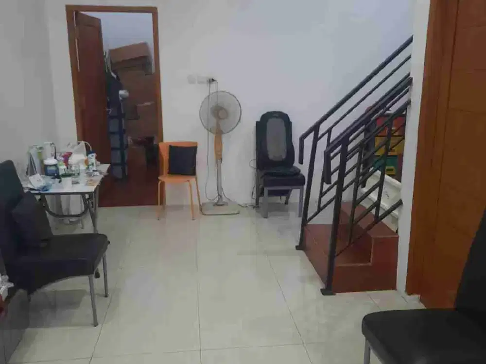 disewakan rumah siap huni kelapa hibrida 3 kamar tidur