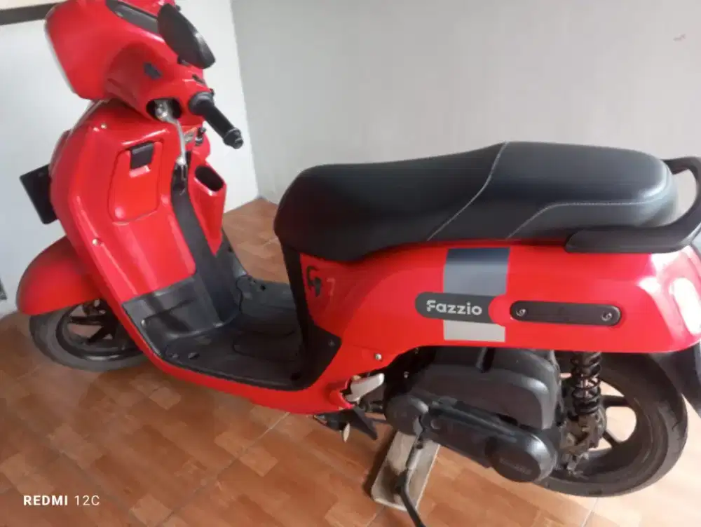 Dijual motor fazio merah