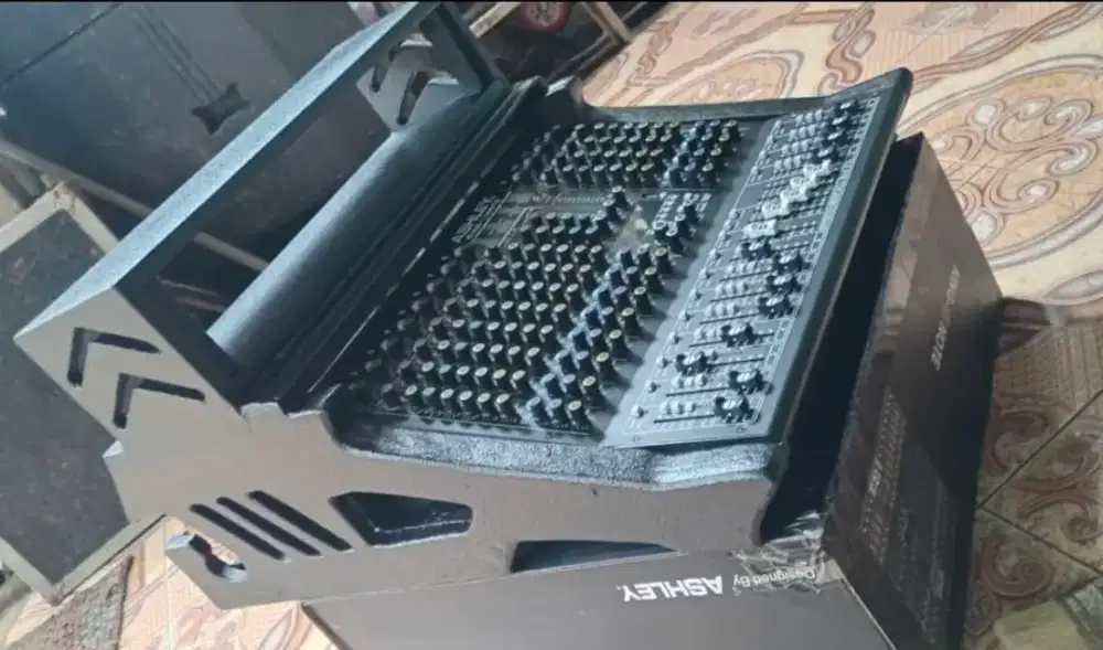 Mixer ashley 12 note lengkap hardcase