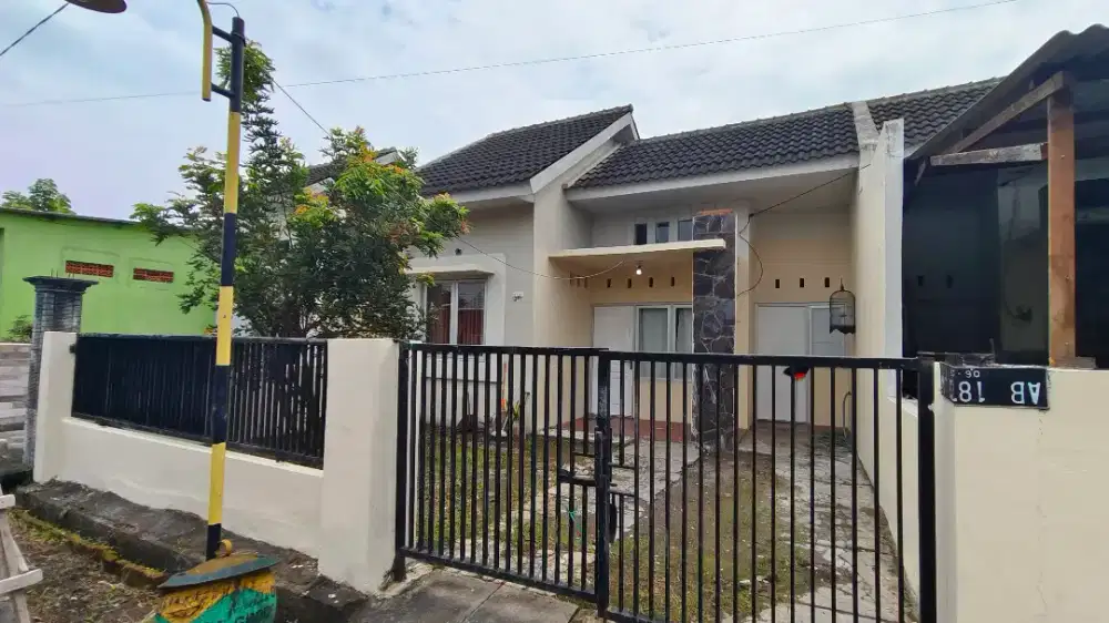 Dikontrakkan / Disewakan Rumah Hunian Perumahan The Quality Riverside