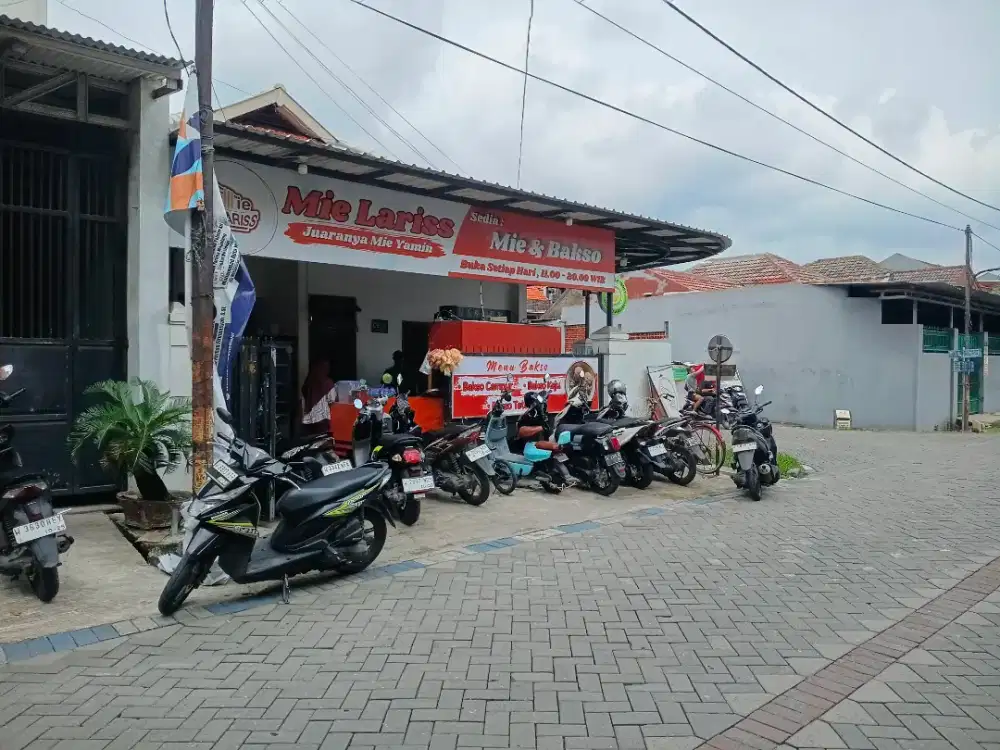 Lowongan Crew Kitchen (Masak Mie)