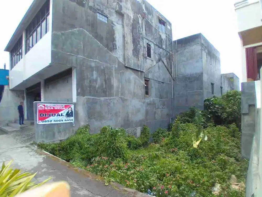 di jual tanah pusat kota tomohon kompleks pertokoan
