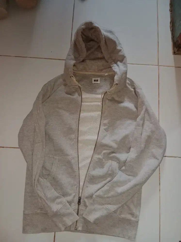 hoodie zipper uniqlo