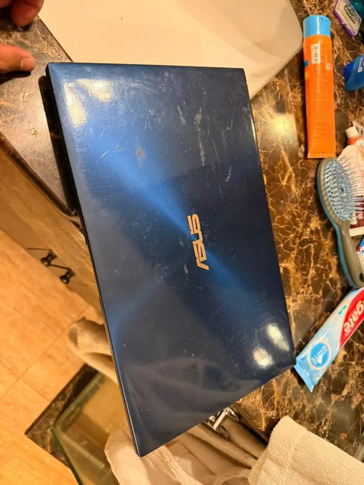 Laptop Asus ZenBook 15,