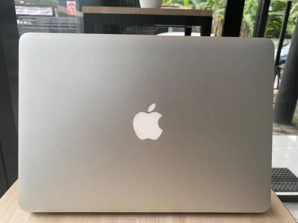 MacBook Air 2017 A1466 13Inch Core I5 Ram 8GB SSD 256GB