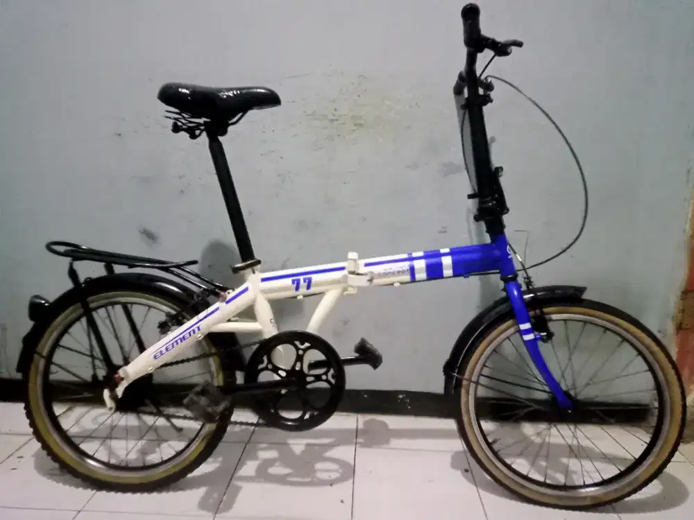 Dijual sepeda lipat merk ELEMENT kondisi msih bgus normal tinggal pkai