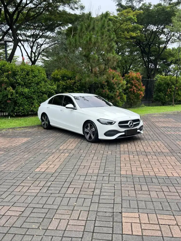 Mercedes Benz C200 AVA 2023