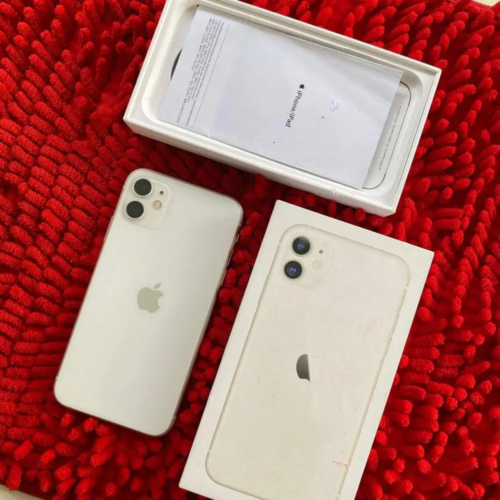 IPhone 11 64GB Lengkap Garansi resmi iBox