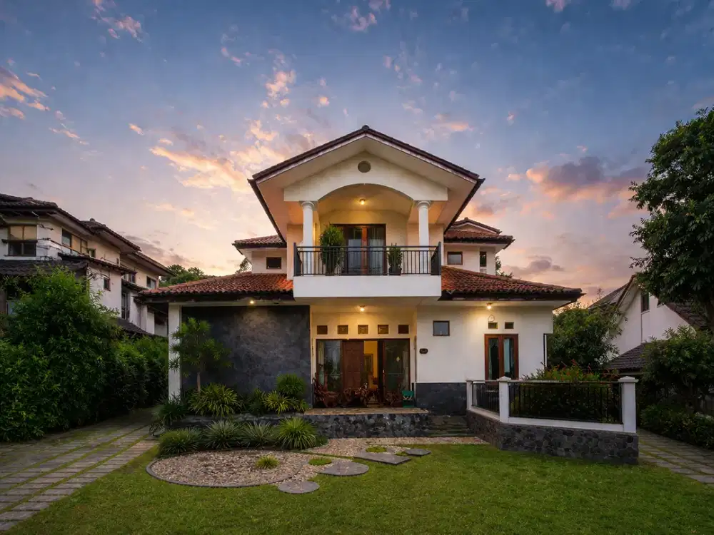 JUAL CEPAT VILLA 3 LANTAI SIAP HUNI BU SHM ON HAND FULL FURNISHED