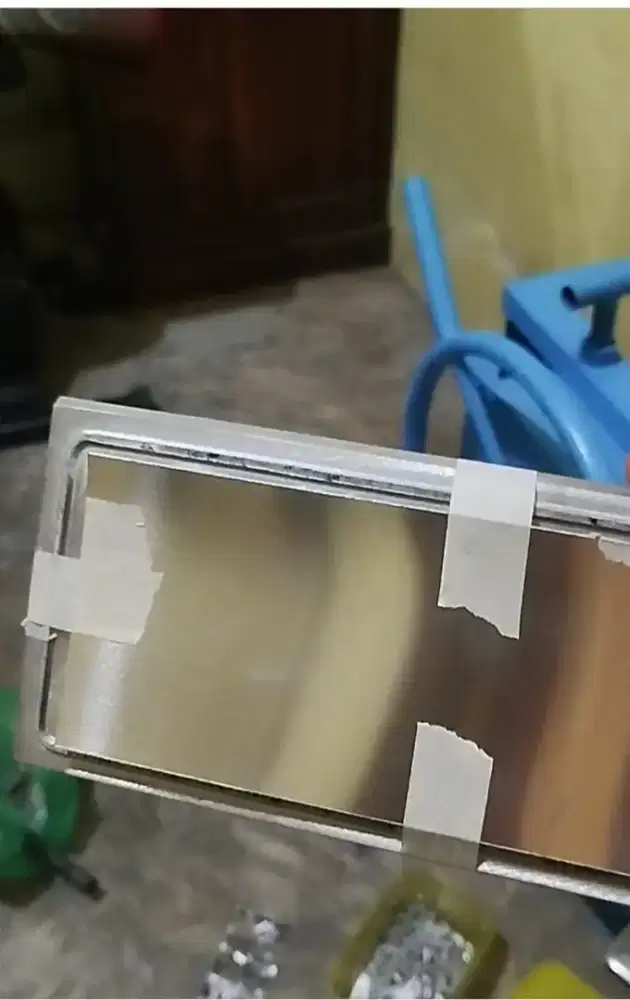 Alat cetak plat nomor kendaraan