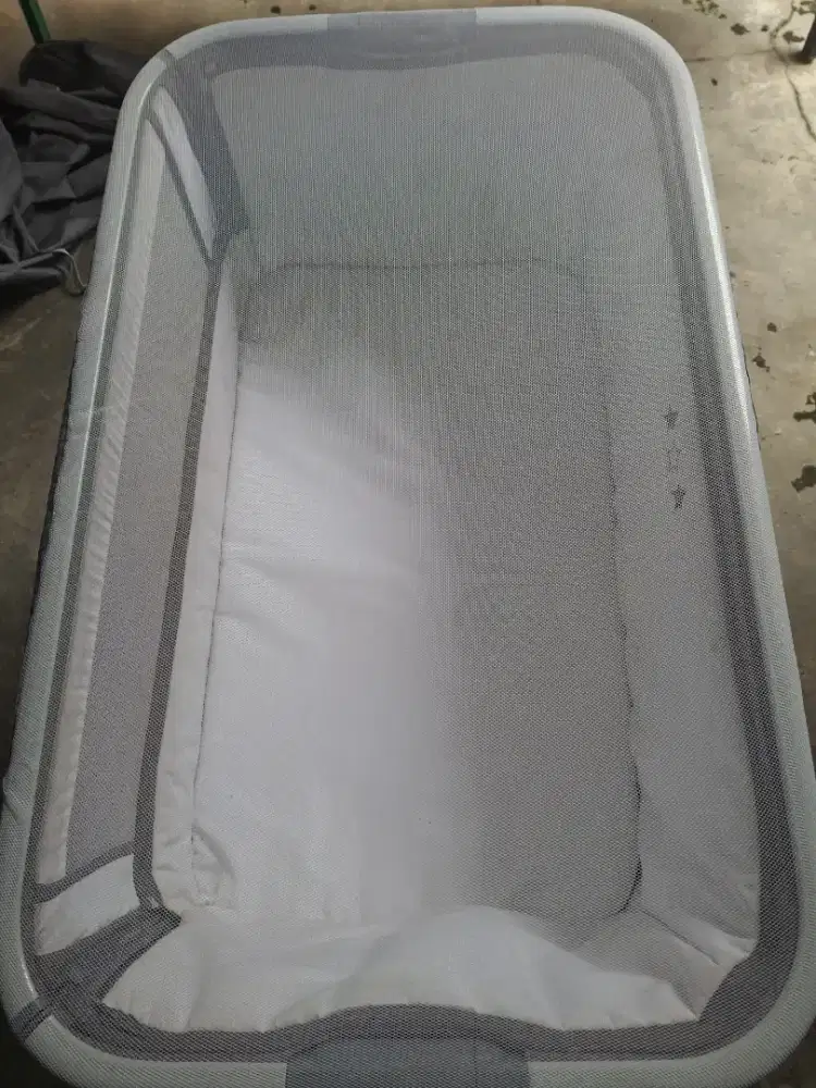 Box bayi tempat tidur bayi