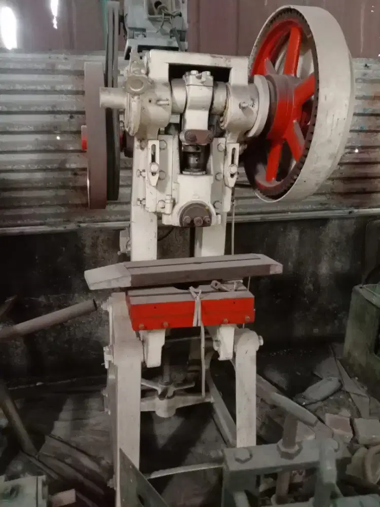 Dijual mesin press/pond second berkualitas