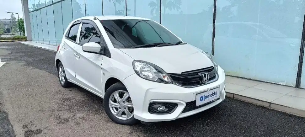 DP MURAH Honda Brio Satya 1.2 E Bensin-AT 2018 Putih CSAKD