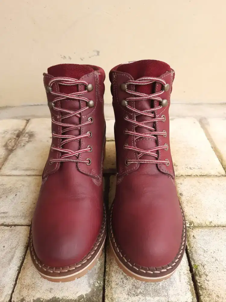 Sepatu boots brand Tamaris Germany