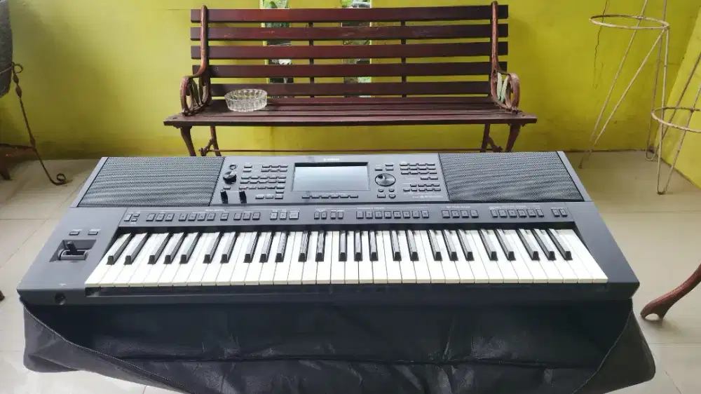 Keyboard Yamaha PSR SX900 Gratis Style, Sarung, Stand