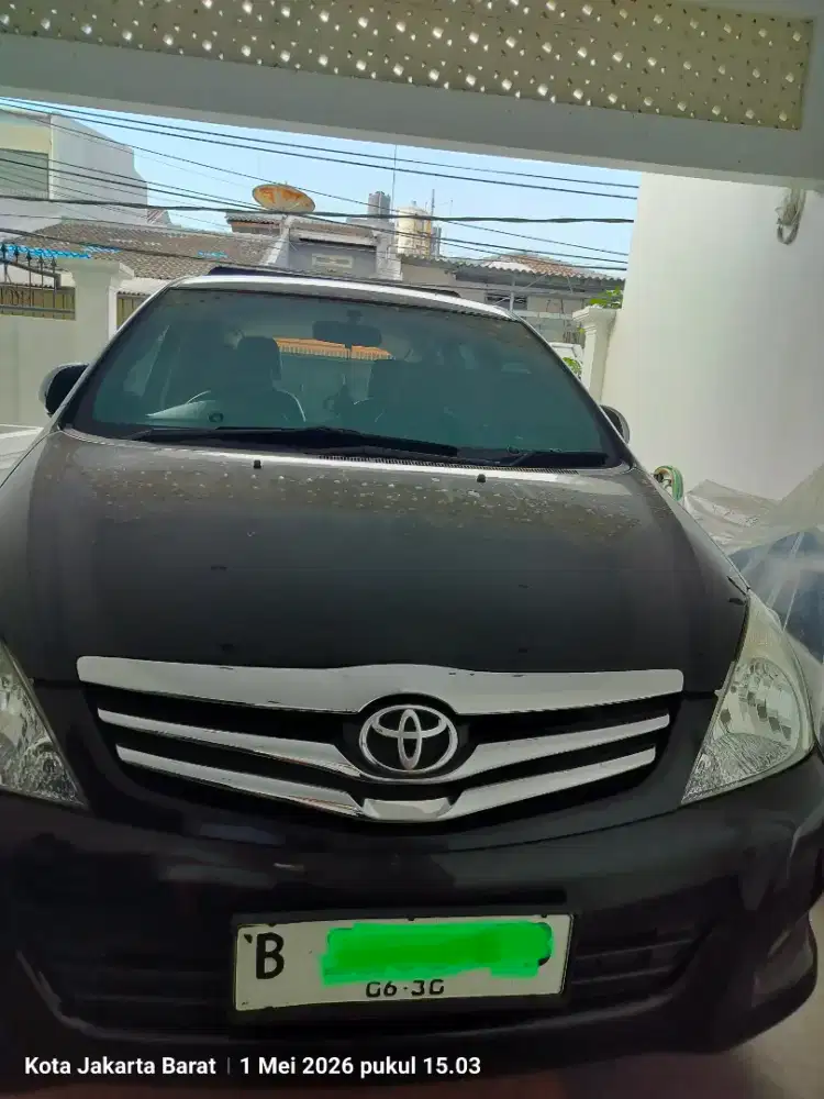 Kijang Inova bensin V luxury matic 2010
