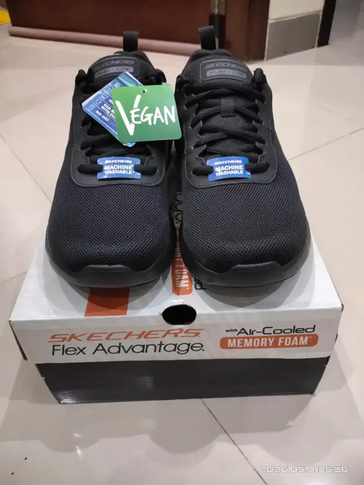 Sepatu skechers