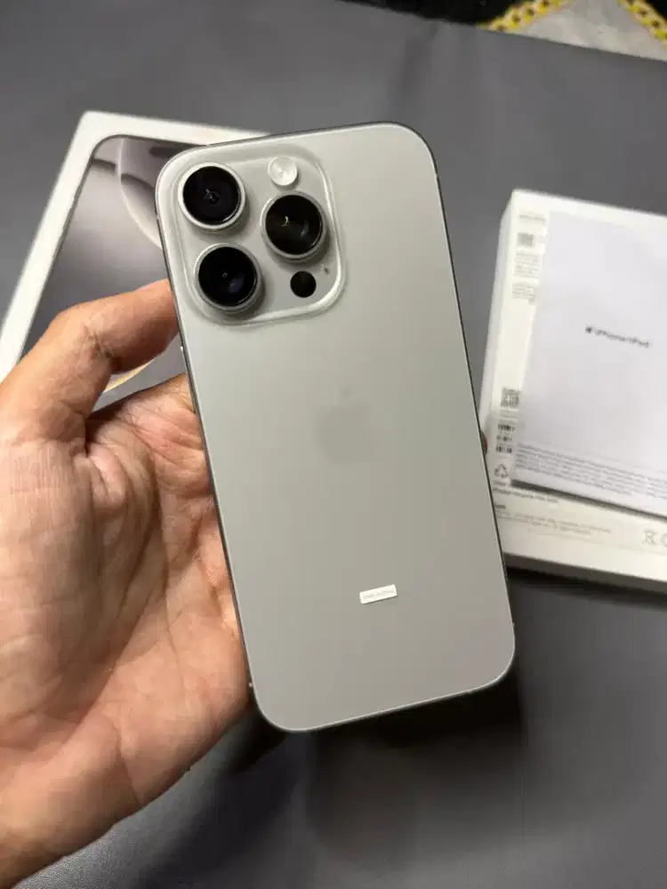 iPhone 16 Pro 256Gb CC:1 iBox Garansi Aktif Samapi Juli 2026