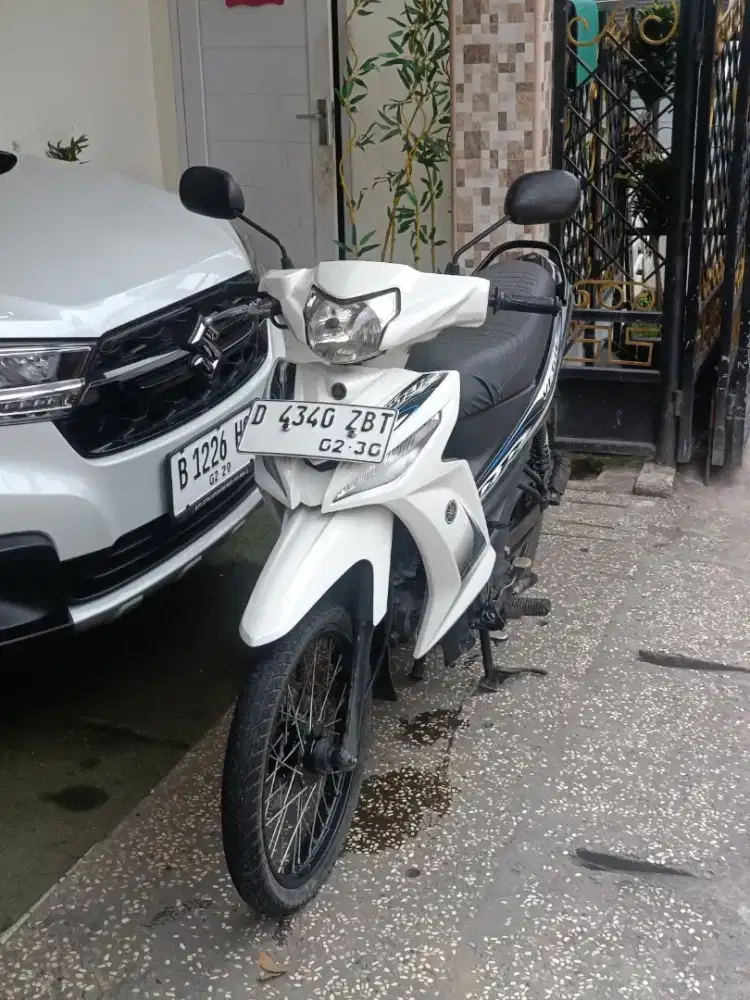 Vega RR tahun 2015 full original/tt boleh gan cash lebih bagus