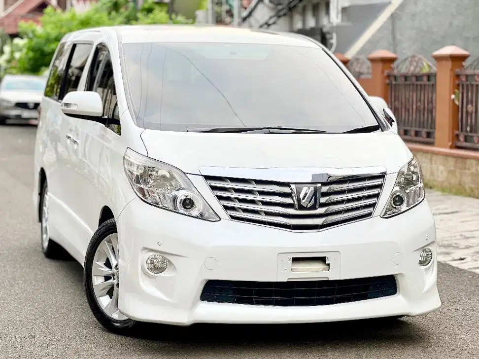 Toyota Alphard CBU 2.4 S 2010 Matic Putih Met Konds Bgs Skl No Genap