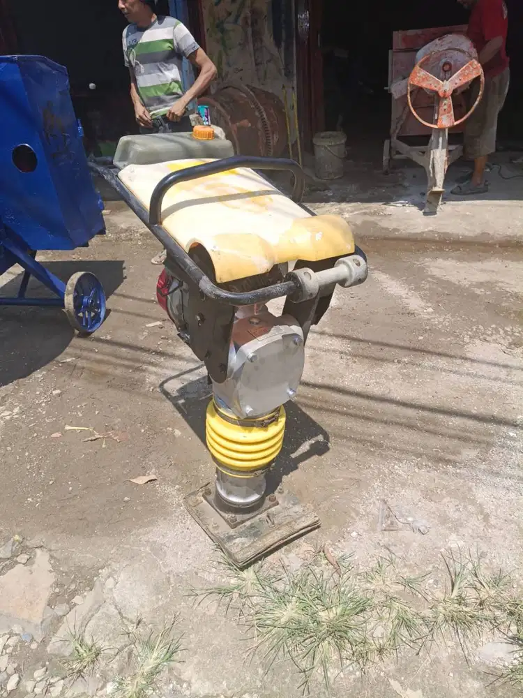Jual Pemadat Tanah Stamper Kuda Mesin Honda Murah Meriah