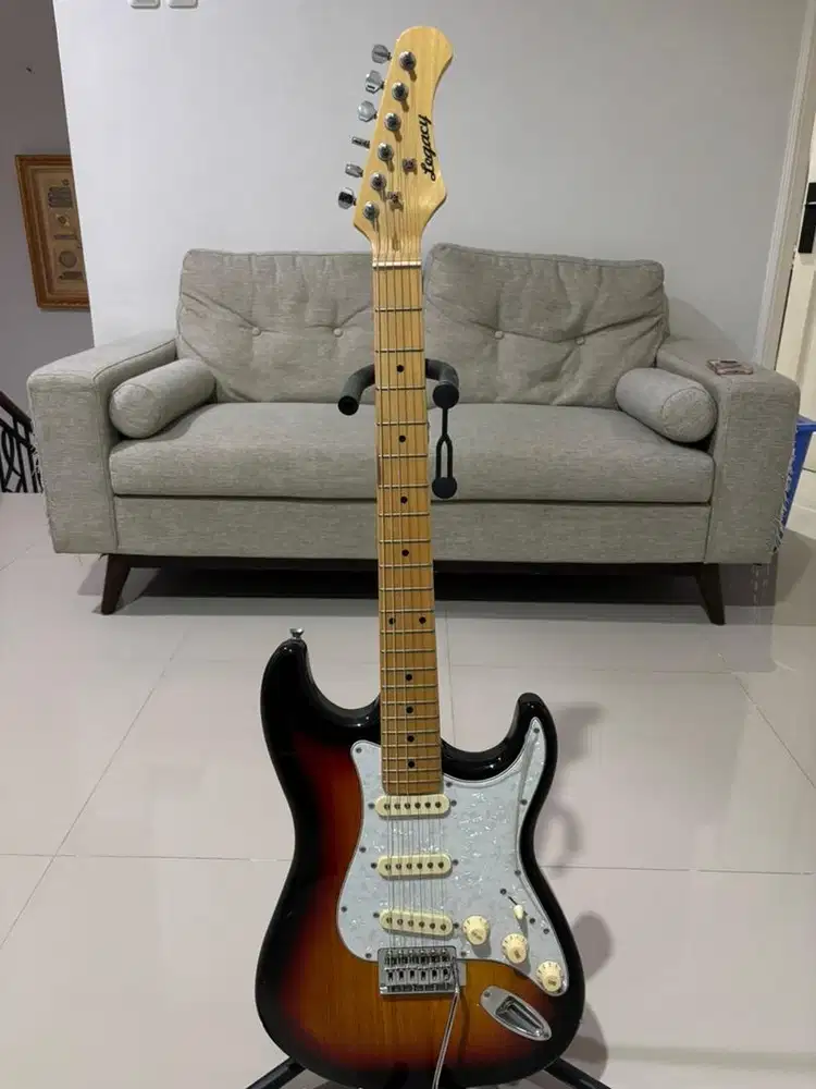 Jual Gitar Legacy EG100 mulus seperti baru
