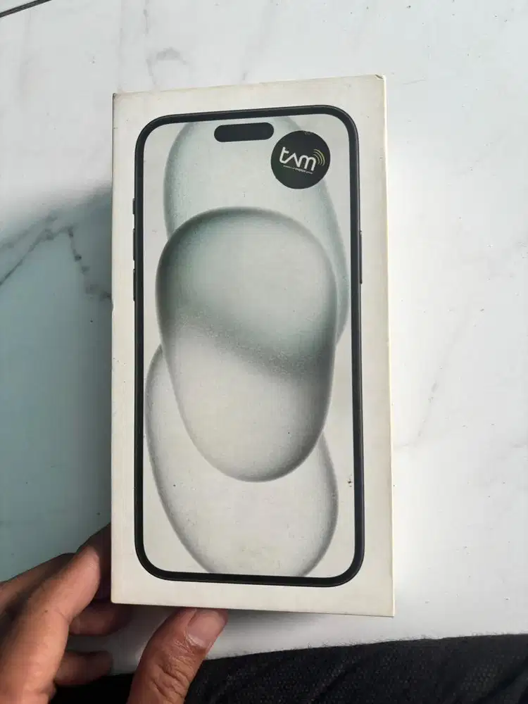 jual iphone 15+ fullset ori nominus warna hitam