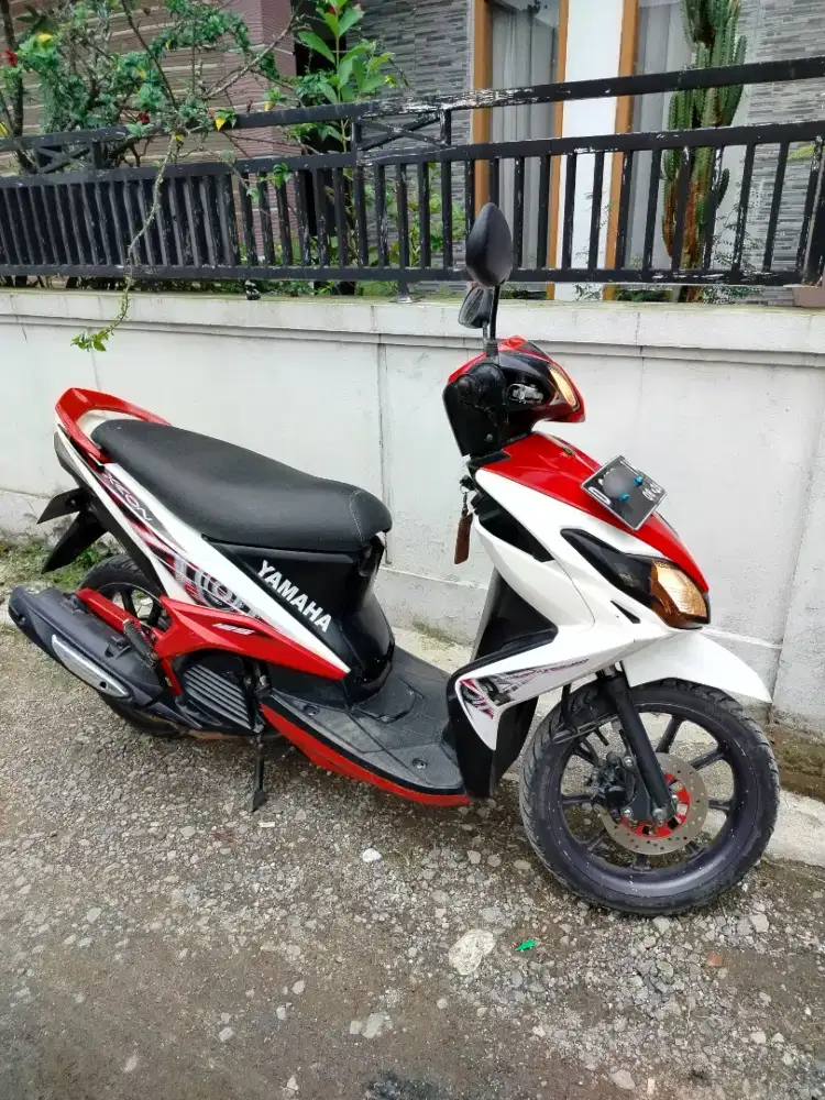 Xeon 125 Surat2 lengkap motor pakean pribadi