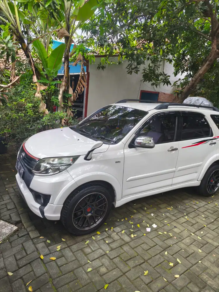 Toyota Rush 2017 Bensin