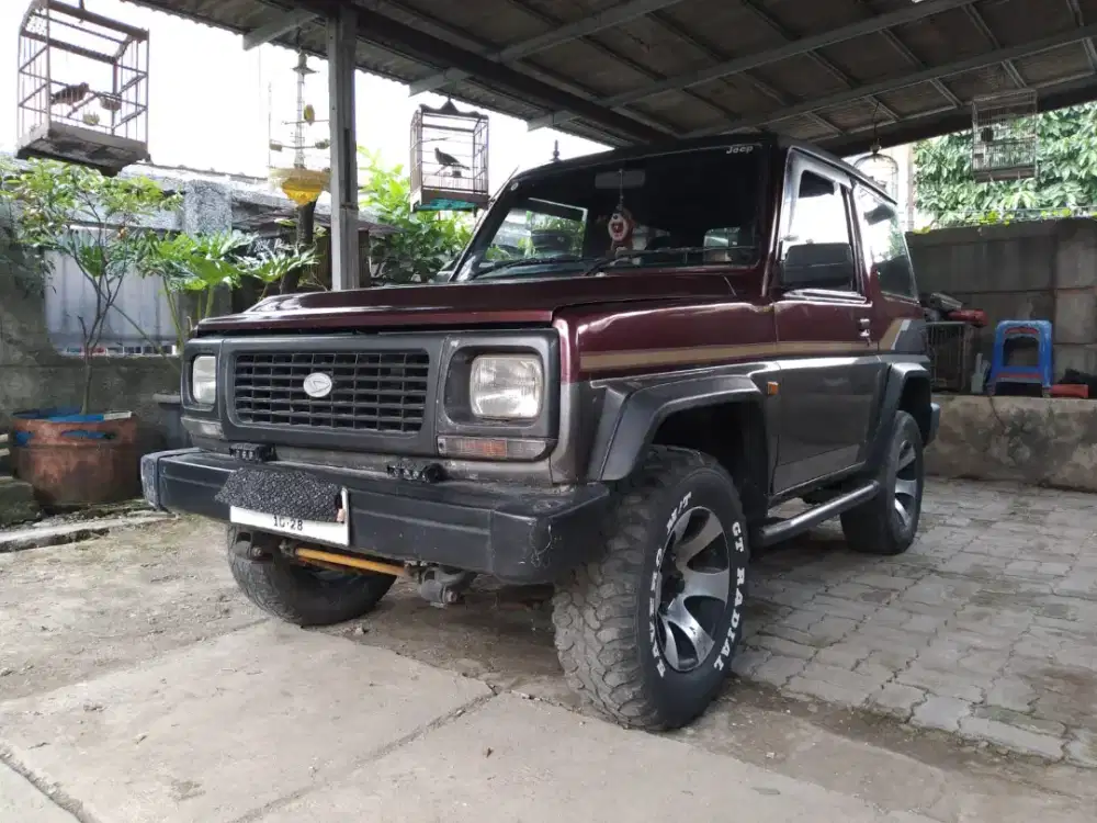 DAIHATSU FEROZA 1995