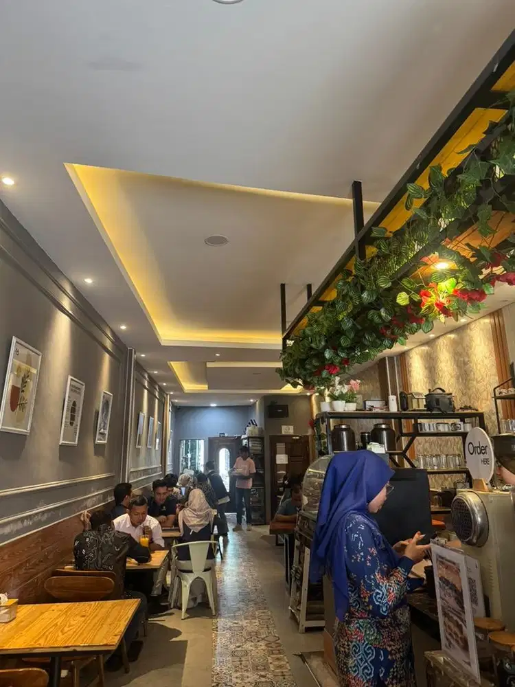LOKER CHEF / KOKI COFFEE SHOP