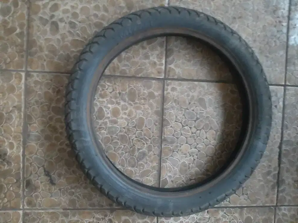 Ban mizzle power tread 3.00 ring 18