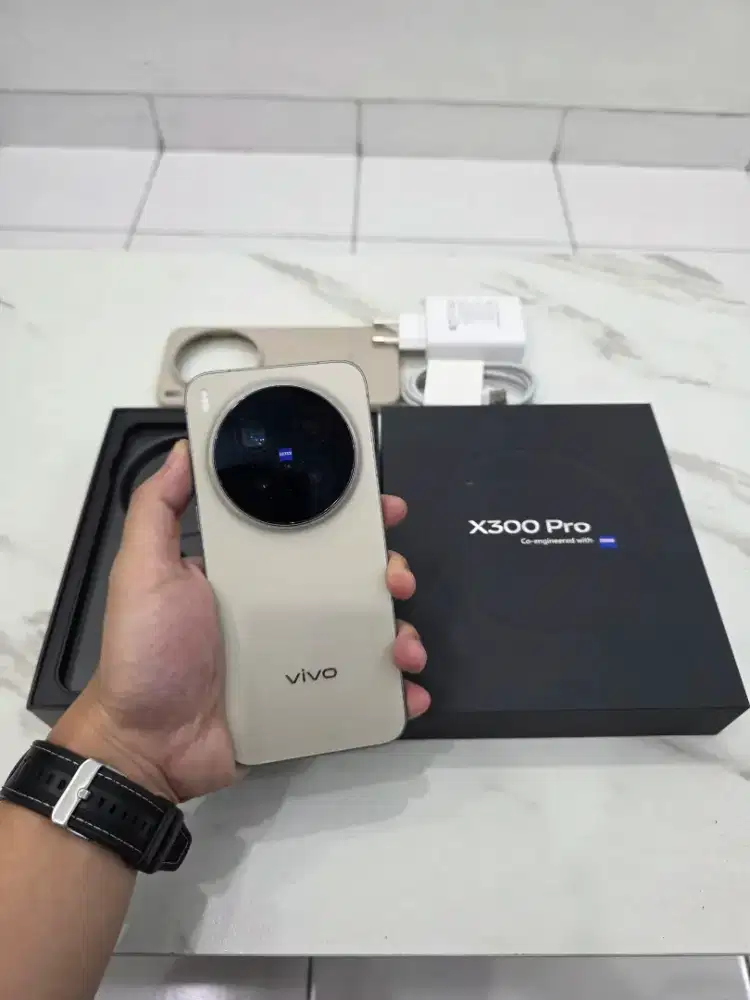 Vivo X300 Pro 16GB/512GB Mulus Istimewa Fullset Ori Garansi Resmi Indo