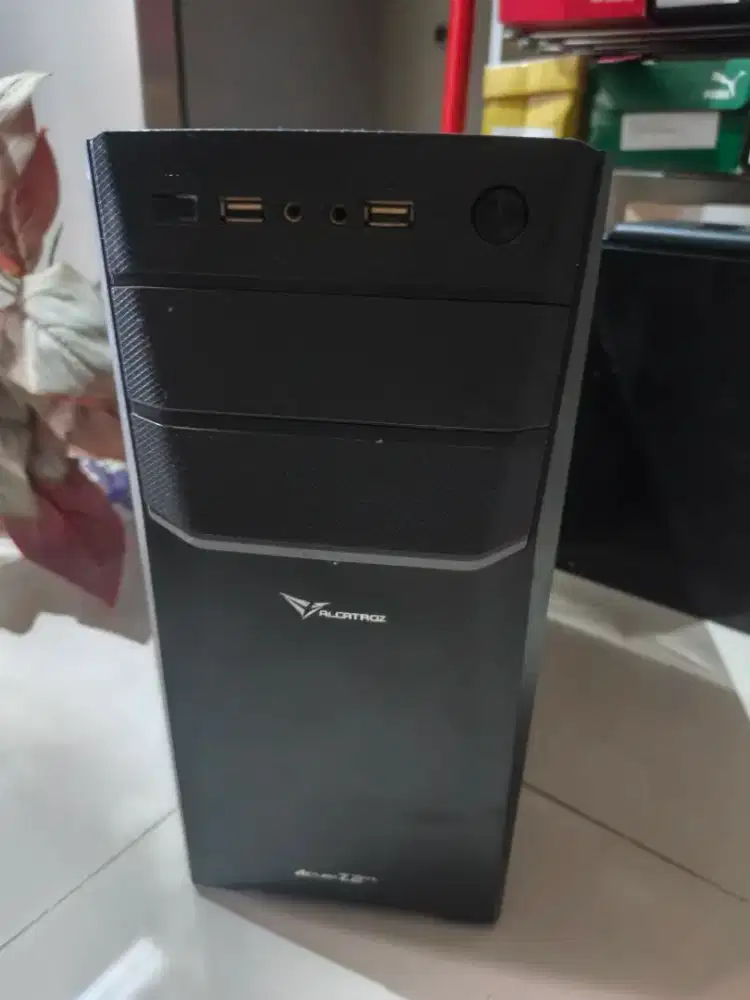 Casing cpu alcatroz